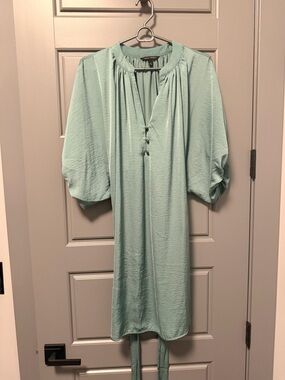 green emerald velvet dress Kentucky Derby x Laura Ashley by Brianna Cannon Green Horse Race Caftan x Small